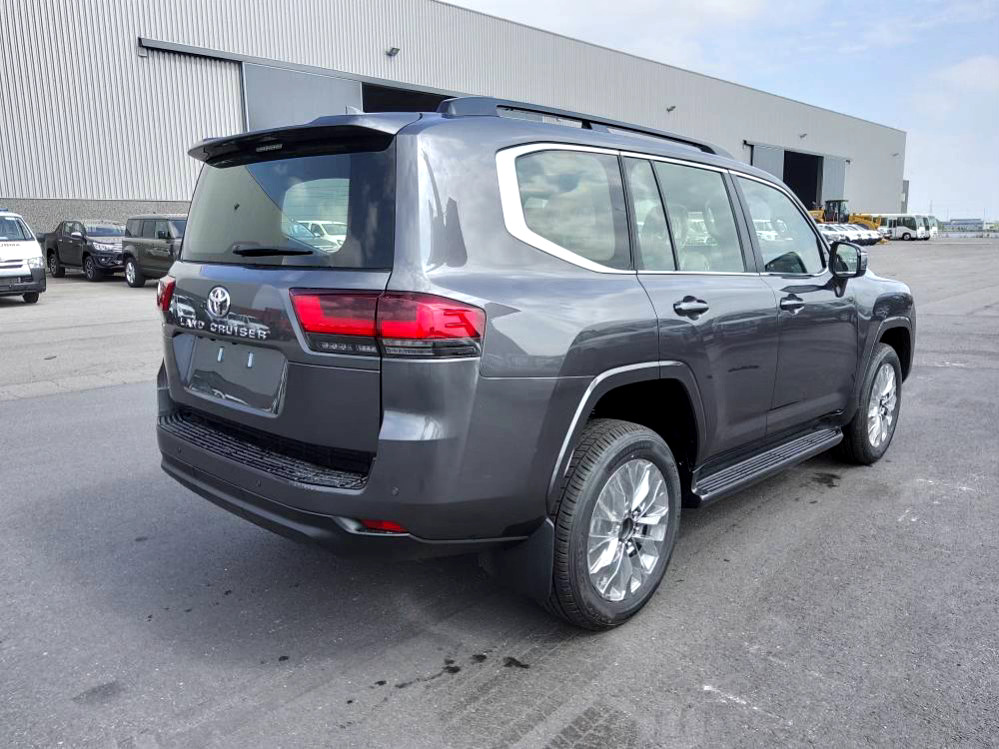 Toyota Land Cruiser 300 V6 VXR ZX 7 SEATERS / PLACES 3.5L Petrol Automatic AEOB - SUV: billede 5 Toyota Land Cruiser 300 V6 VXR ZX 7 SEATERS / PLACES 3.5L Petrol Automatic AEOB - SUV: billede 5