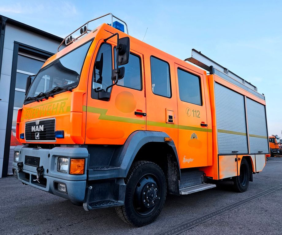MAN 14.224 L80 4x4 Feuerwehr LF16 Ziegler MAN 14.224 L80 4x4 Feuerwehr LF16 Ziegler - Brandbil: billede 1 MAN 14.224 L80 4x4 Feuerwehr LF16 Ziegler MAN 14.224 L80 4x4 Feuerwehr LF16 Ziegler - Brandbil: billede 1