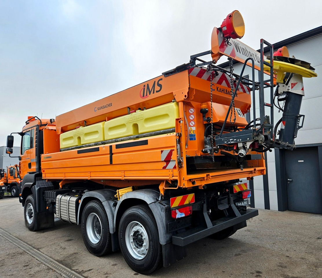 MAN TGA 28.400 6x4-4 Winterdienst - Tipvogn lastbil: billede 3 MAN TGA 28.400 6x4-4 Winterdienst - Tipvogn lastbil: billede 3