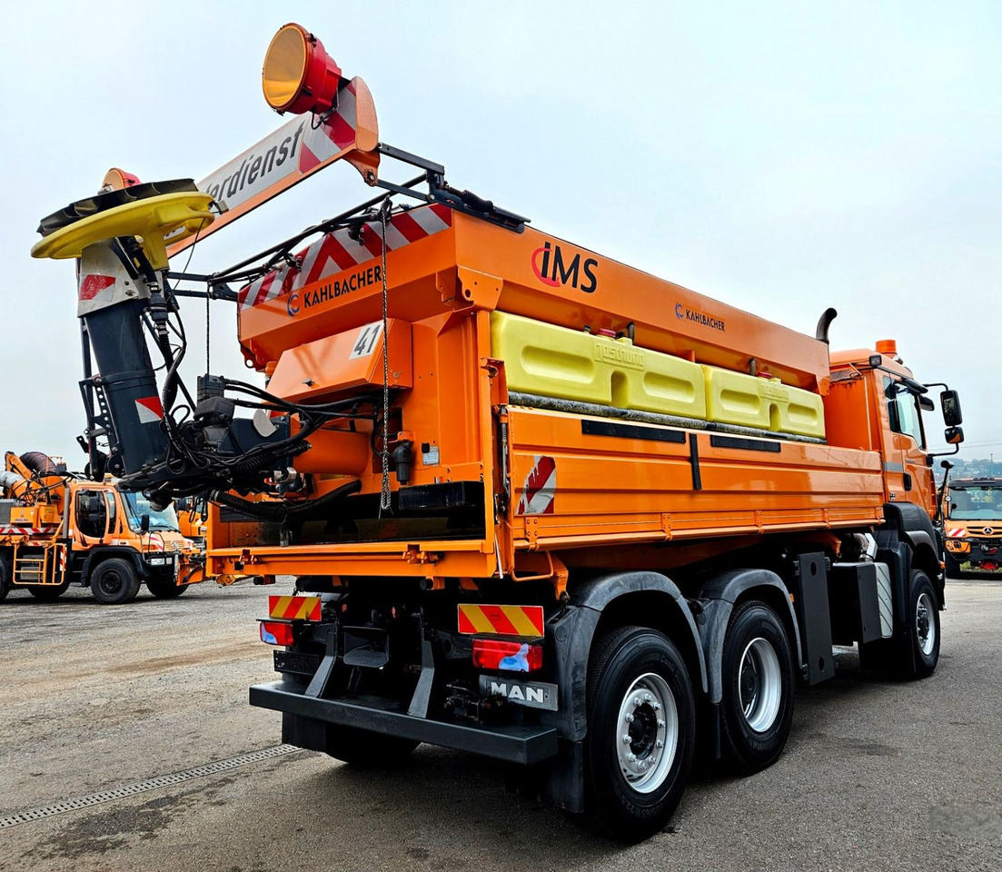 MAN TGA 28.400 6x4-4 Winterdienst - Tipvogn lastbil: billede 5 MAN TGA 28.400 6x4-4 Winterdienst - Tipvogn lastbil: billede 5