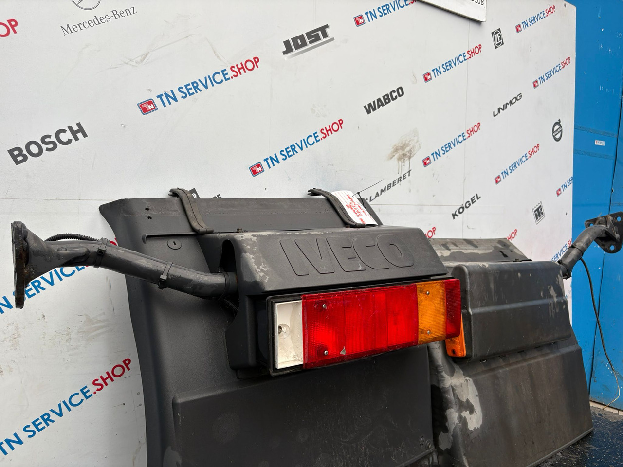 Paraurti posteriore Iveco - Kofanger for Lastbil: billede 2 Paraurti posteriore Iveco - Kofanger for Lastbil: billede 2