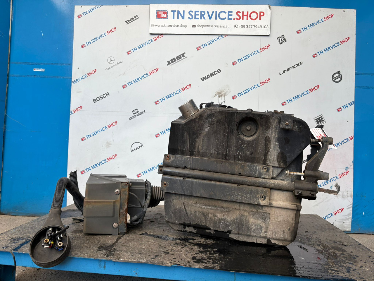 Serbatoio Adblue Iveco - AdBlue tank for Varebil: billede 1 Serbatoio Adblue Iveco - AdBlue tank for Varebil: billede 1