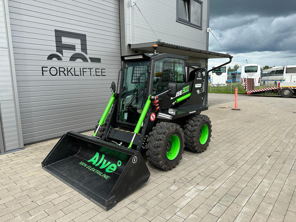 Firstgreen Elise 900 - Skridstyret minilæsser: billede 1 Firstgreen Elise 900 - Skridstyret minilæsser: billede 1