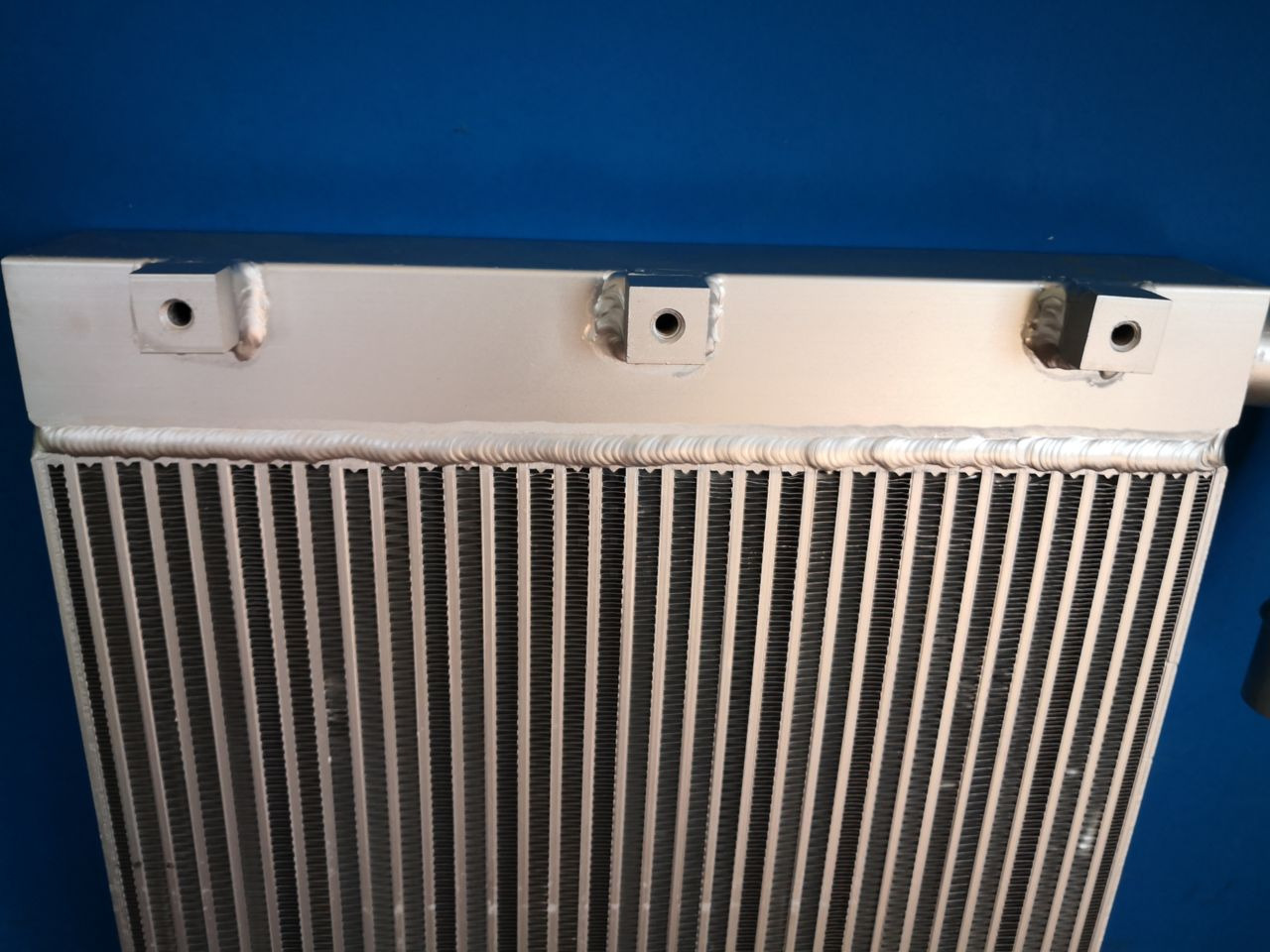 4650353 OILCOOLER HITACHI ZX 210.3 - Køler: billede 2 4650353 OILCOOLER HITACHI ZX 210.3 - Køler: billede 2