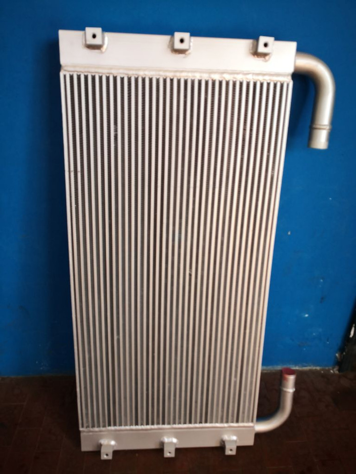 4650353 OILCOOLER HITACHI ZX 210.3 - Køler: billede 1 4650353 OILCOOLER HITACHI ZX 210.3 - Køler: billede 1