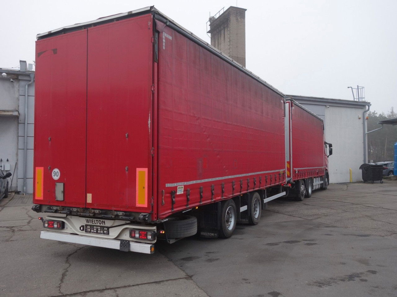 Scania R450 6x2 120cm3, Durchfahren, Retarder - Lastbil med presenning: billede 3 Scania R450 6x2 120cm3, Durchfahren, Retarder - Lastbil med presenning: billede 3