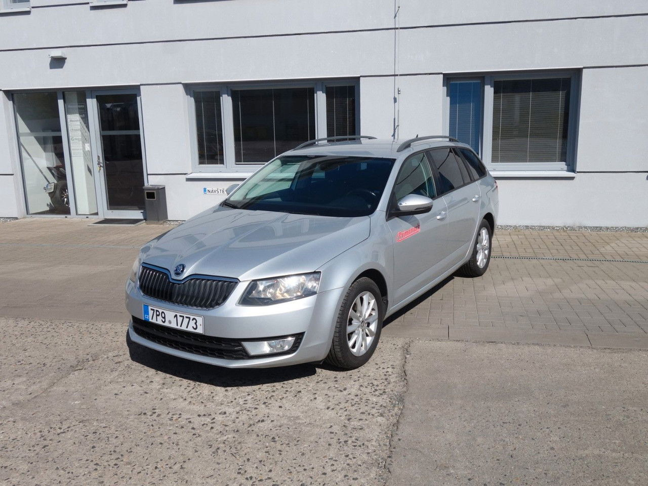 Škoda Octavia Combi Ambition 1,6 TDI, DSG, Navi, Clima - Stationcar: billede 1 Škoda Octavia Combi Ambition 1,6 TDI, DSG, Navi, Clima - Stationcar: billede 1