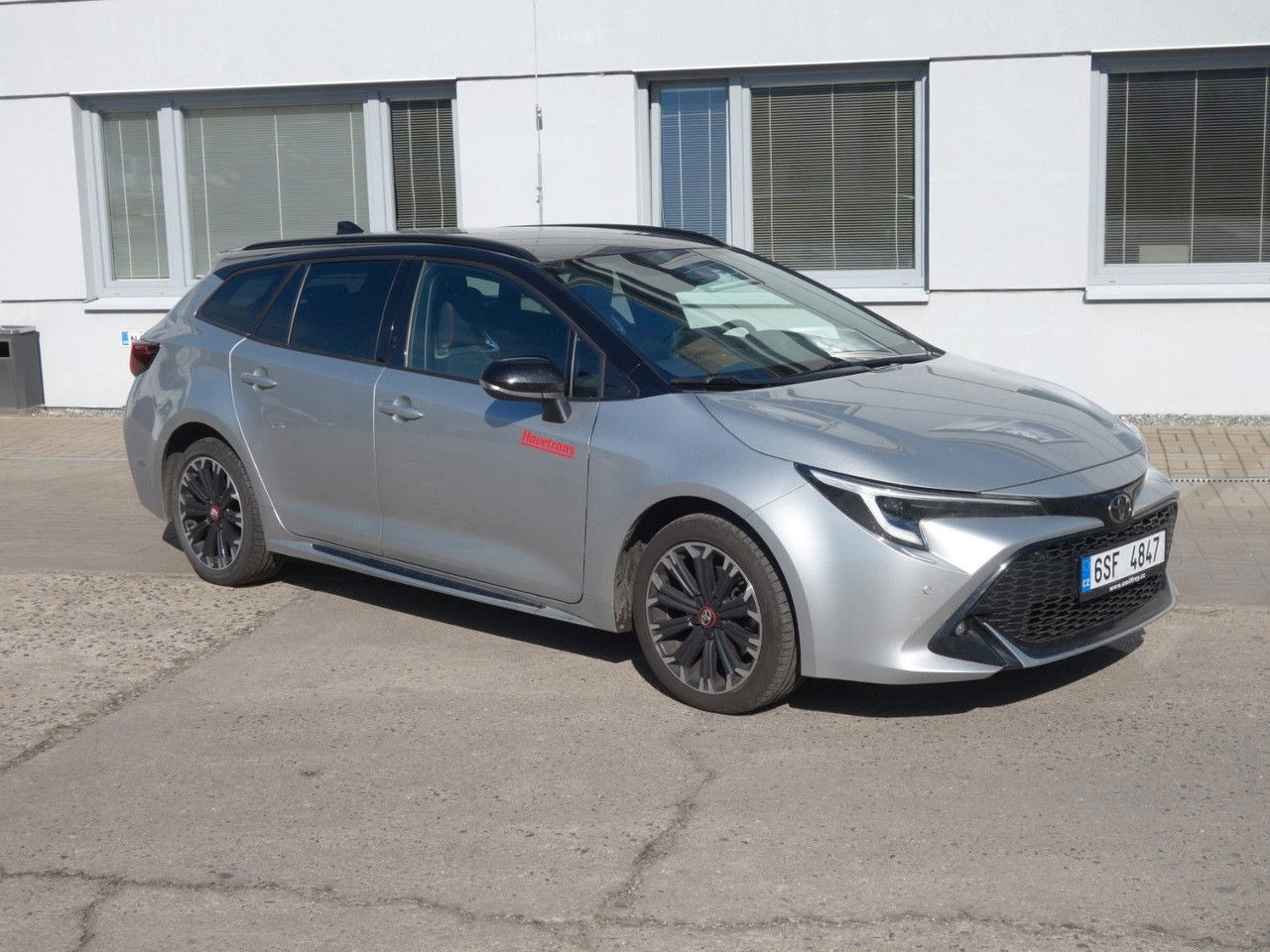 Toyota Corolla Touring 2,0 Hybrid GR Sport - Stationcar: billede 3 Toyota Corolla Touring 2,0 Hybrid GR Sport - Stationcar: billede 3