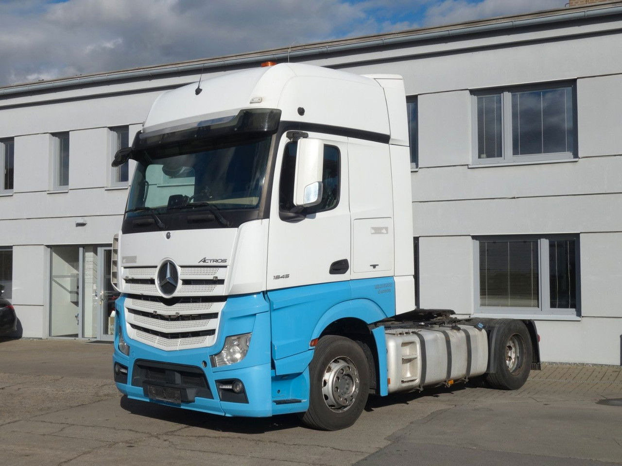 Mercedes-Benz Actros 1845 Giga Space, Standard - Trækker: billede 1 Mercedes-Benz Actros 1845 Giga Space, Standard - Trækker: billede 1