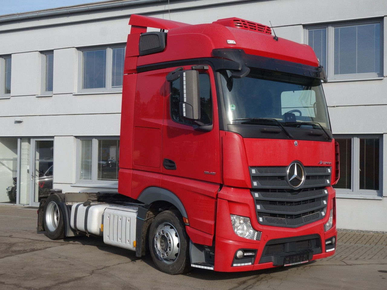 Mercedes-Benz Actros 1845 Lsnrl, Lowdeck, Standklima, 2 Stk. - Trækker: billede 3 Mercedes-Benz Actros 1845 Lsnrl, Lowdeck, Standklima, 2 Stk. - Trækker: billede 3