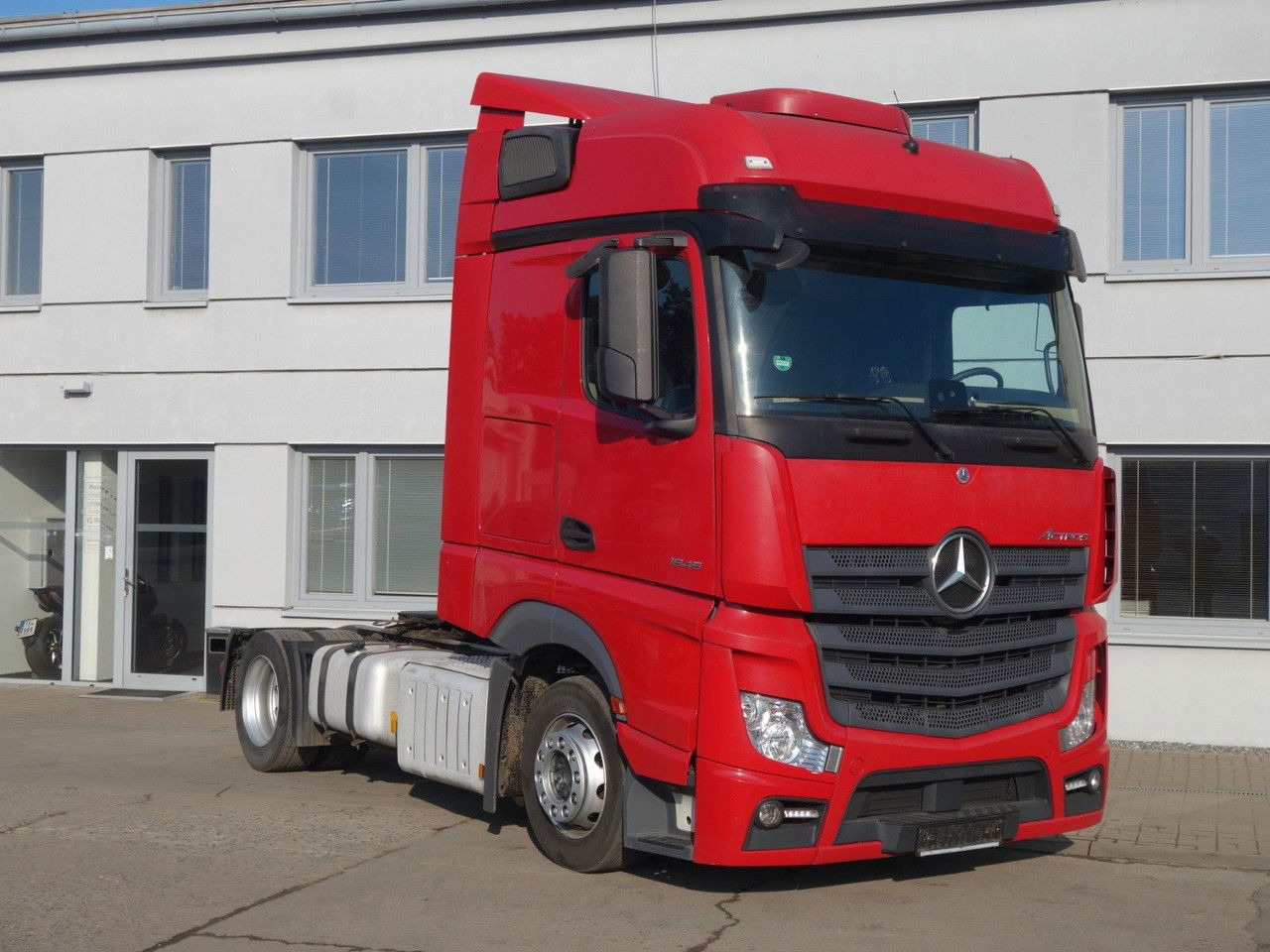 Mercedes-Benz Actros 1845 Lsnrl, Lowdeck, Standklima - Trækker: billede 3 Mercedes-Benz Actros 1845 Lsnrl, Lowdeck, Standklima - Trækker: billede 3