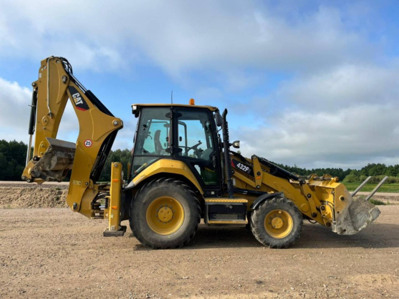 CAT 432F2 - Gravelæssemaskine: billede 4 CAT 432F2 - Gravelæssemaskine: billede 4