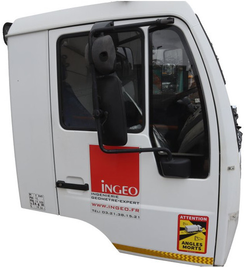 MAN F20L51 L2000 81.60000-7690 - Førerhus og interiør for Lastbil: billede 3 MAN F20L51 L2000 81.60000-7690 - Førerhus og interiør for Lastbil: billede 3