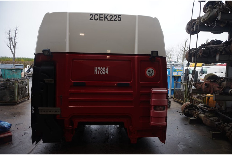 MAN F99L41 TGX XXL EURO6 81.60000-7925 - Førerhus og interiør for Lastbil: billede 4 MAN F99L41 TGX XXL EURO6 81.60000-7925 - Førerhus og interiør for Lastbil: billede 4