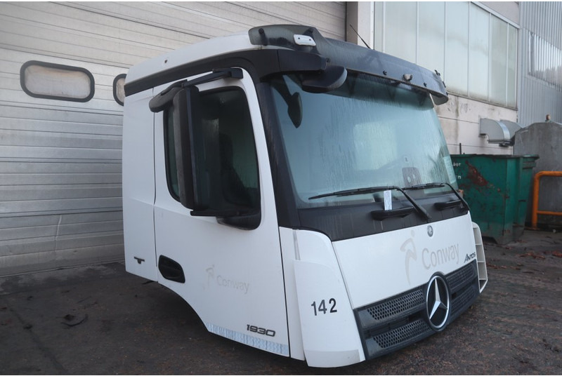 Mercedes-Benz ANTOS M CLASSISPACE 2.3 320MM 96082010102815 - Førerhus og interiør for Lastbil: billede 3 Mercedes-Benz ANTOS M CLASSISPACE 2.3 320MM 96082010102815 - Førerhus og interiør for Lastbil: billede 3