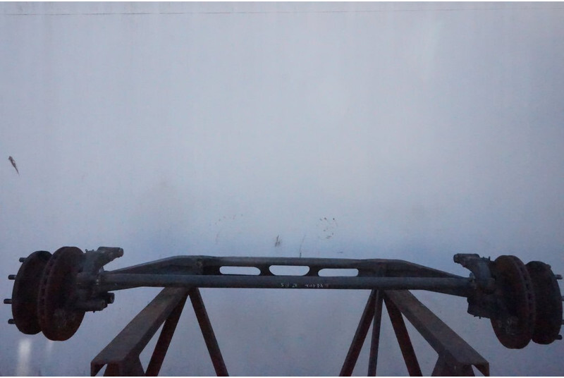 Mercedes-Benz F-8/C22.5 - Foraksel for Lastbil: billede 1 Mercedes-Benz F-8/C22.5 - Foraksel for Lastbil: billede 1