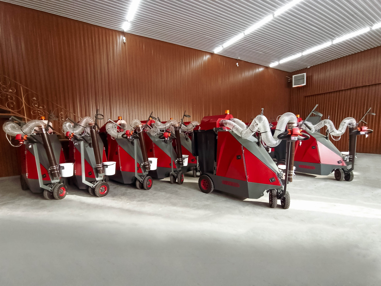 ТІСАВ Street Vacuum Cleaner, Outdoor Vacuum Sweeper, Manufacturer, City Ant - Industristøvsuger: billede 3 ТІСАВ Street Vacuum Cleaner, Outdoor Vacuum Sweeper, Manufacturer, City Ant - Industristøvsuger: billede 3