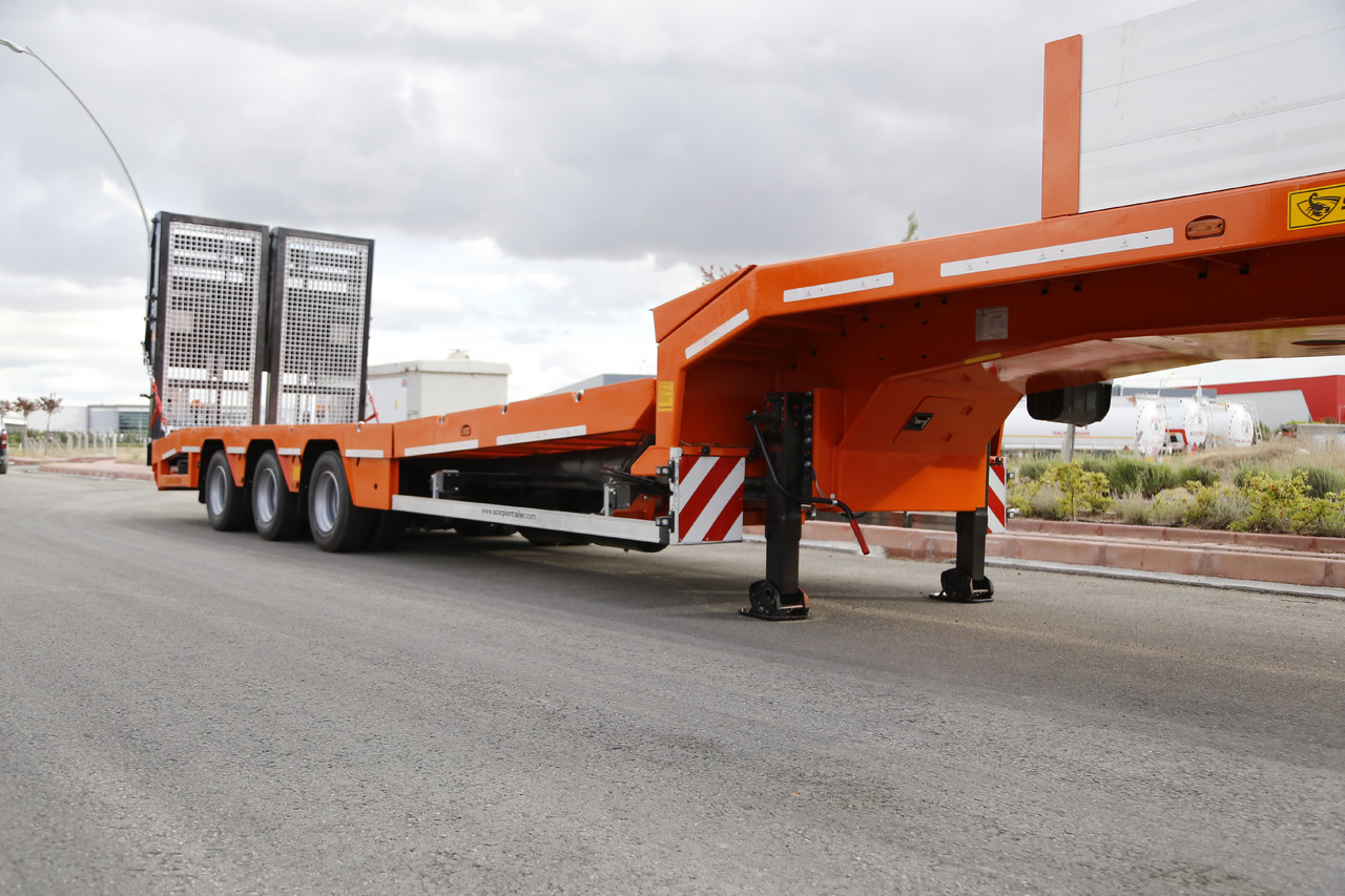 Scorpion Trailer SCORPION TRAILER 3 AXLE LOWBED SEMI TRAILER (CUSTOMIZED) - Nedbygget platform sættevogn: billede 2 Scorpion Trailer SCORPION TRAILER 3 AXLE LOWBED SEMI TRAILER (CUSTOMIZED) - Nedbygget platform sættevogn: billede 2