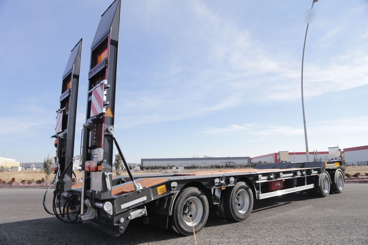 Scorpion Trailer SCORPION TRAILER UNUSED 4 AXLE LOWLOADER (MANUFACTURER COMPANY) - Nedbygget platform påhængsvogn: billede 4 Scorpion Trailer SCORPION TRAILER UNUSED 4 AXLE LOWLOADER (MANUFACTURER COMPANY) - Nedbygget platform påhængsvogn: billede 4