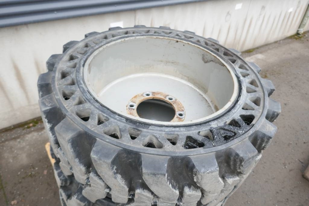 ATN Zebra 16 Hjul - Dæk for Entreprenørmaskin: billede 1 ATN Zebra 16 Hjul - Dæk for Entreprenørmaskin: billede 1