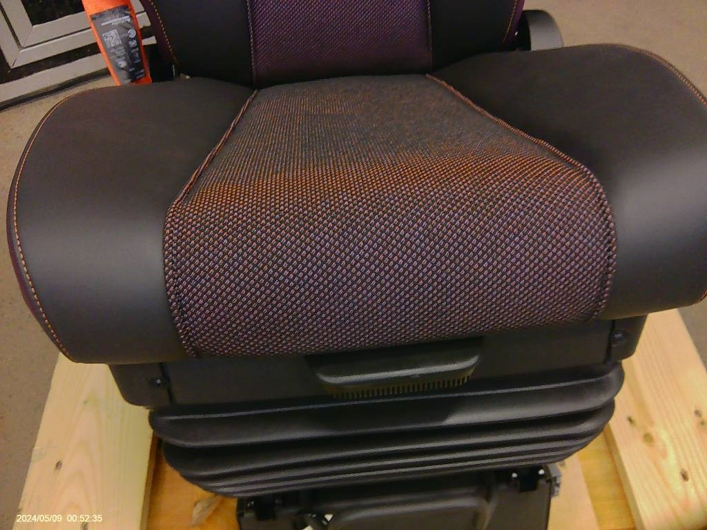 Volvo FM förarstol, 23766422 - Førerhus for Lastbil: billede 4 Volvo FM förarstol, 23766422 - Førerhus for Lastbil: billede 4