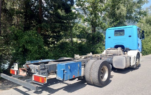 Scania R124LB 420 4x2, Euro 3 - Lastbil chassis: billede 4 Scania R124LB 420 4x2, Euro 3 - Lastbil chassis: billede 4