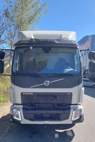 Volvo FL280 4x2, E6, Wohnwagen + 2 Pferdeplaetze Volvo FL280 4x2, E6, 7.40m Chassis, Fahrgestell - Hestetransporter: billede 2 Volvo FL280 4x2, E6, Wohnwagen + 2 Pferdeplaetze Volvo FL280 4x2, E6, 7.40m Chassis, Fahrgestell - Hestetransporter: billede 2