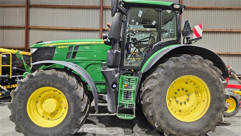 John Deere 6250R Ultimate Edition - Traktor: billede 2 John Deere 6250R Ultimate Edition - Traktor: billede 2