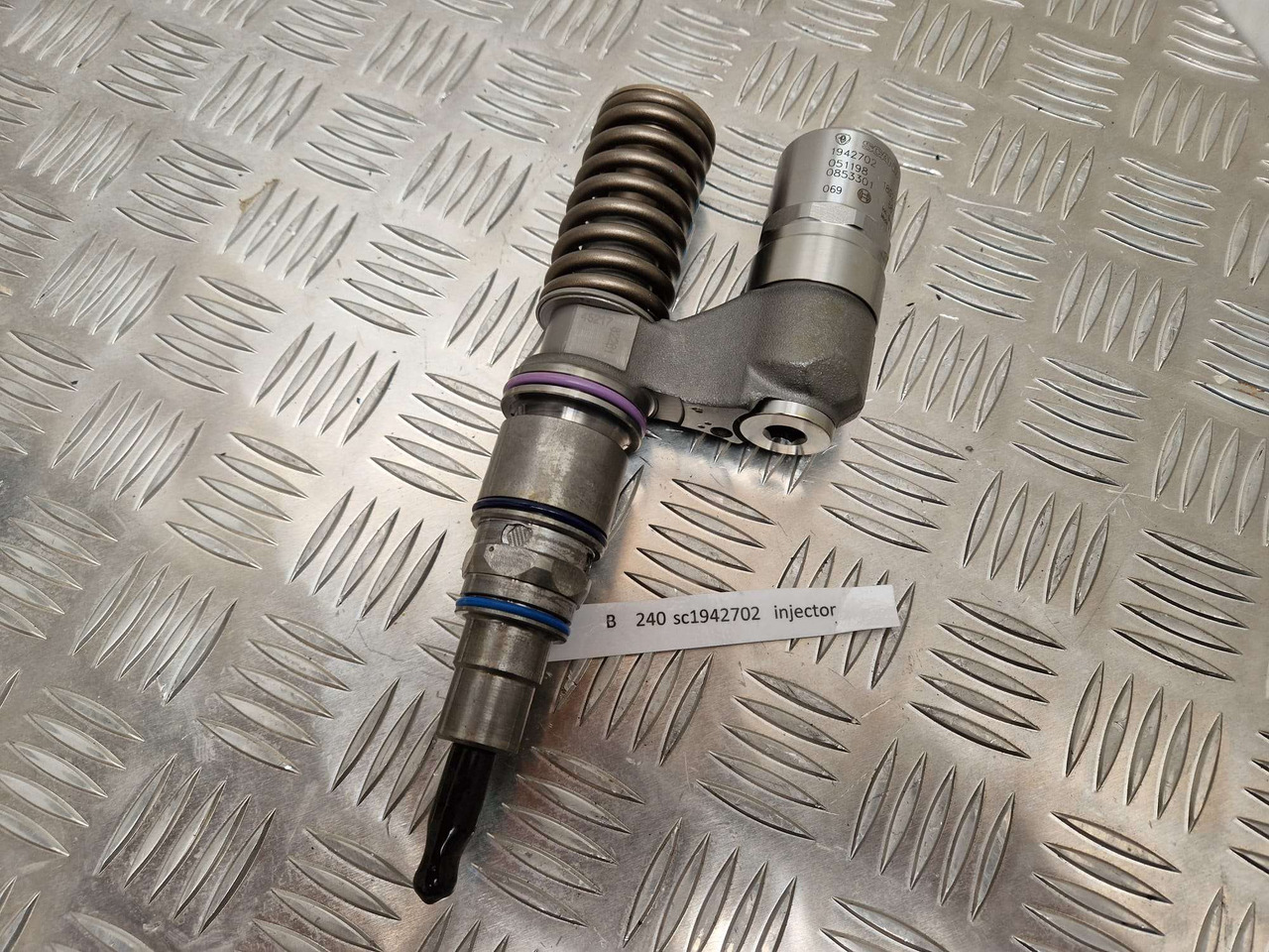 1942702 Scania fuel injector Bosch - Motor og reservedele for Entreprenørmaskin: billede 2 1942702 Scania fuel injector Bosch - Motor og reservedele for Entreprenørmaskin: billede 2