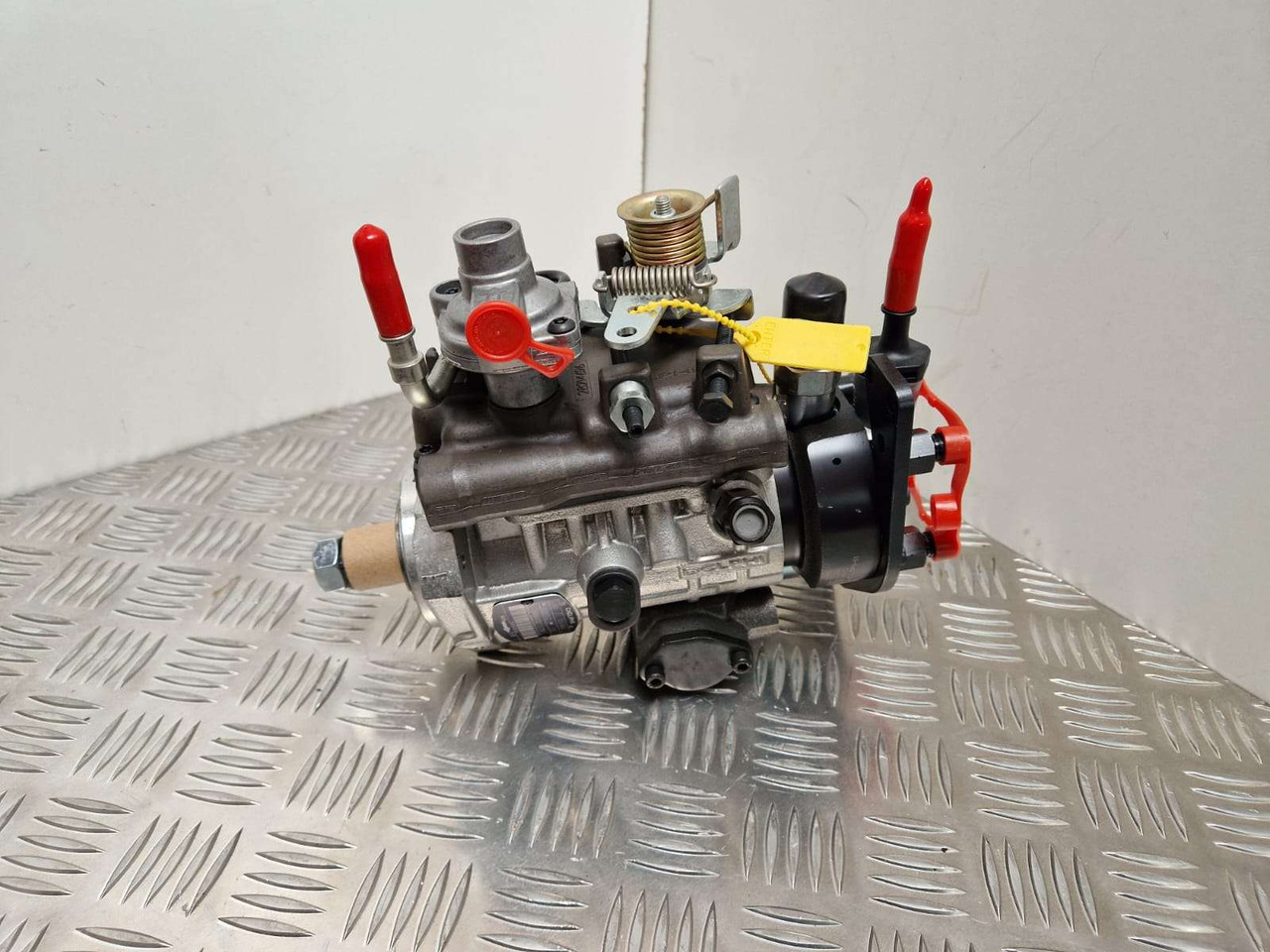 JCB Delphi injection pump 17/925300 - Motor og reservedele for Entreprenørmaskin: billede 1 JCB Delphi injection pump 17/925300 - Motor og reservedele for Entreprenørmaskin: billede 1