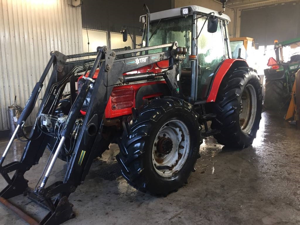 Massey Ferguson 4270 Dismantled for spare parts - Traktor: billede 1 Massey Ferguson 4270 Dismantled for spare parts - Traktor: billede 1