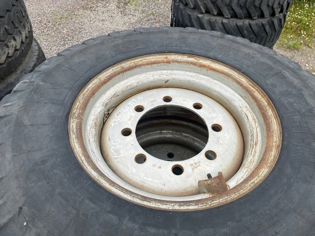 Michelin 335/80-20 till Volvo L30 Zettelmeyer - Dæk for Entreprenørmaskin: billede 4 Michelin 335/80-20 till Volvo L30 Zettelmeyer - Dæk for Entreprenørmaskin: billede 4