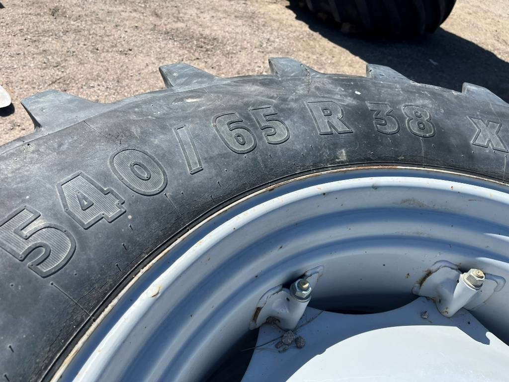 Michelin 540/65R38 till Massey Ferguson 6255 - Dæk for Landbrugsmaskine: billede 4 Michelin 540/65R38 till Massey Ferguson 6255 - Dæk for Landbrugsmaskine: billede 4
