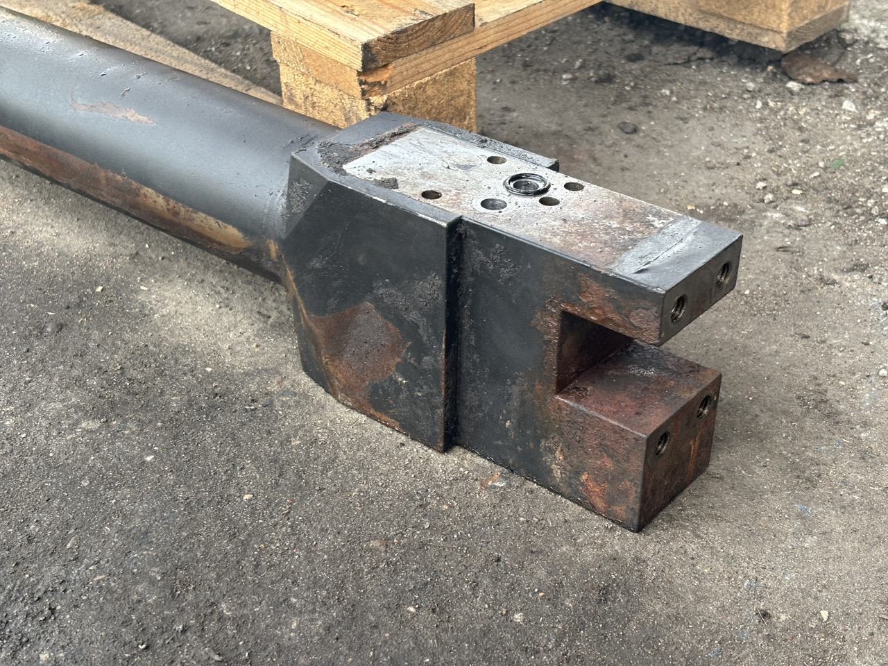 CAT TH 330 B TH330B Siłownik Wysuwu Ramienia - Hydraulisk cylinder for Teleskop truck: billede 2 CAT TH 330 B TH330B Siłownik Wysuwu Ramienia - Hydraulisk cylinder for Teleskop truck: billede 2