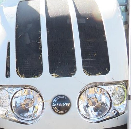 Ciągnik rolniczy Steyr 4085 Pokrywa silnika / Maska / Klapa Silnika - Hætte for Landbrugsmaskine: billede 1 Ciągnik rolniczy Steyr 4085 Pokrywa silnika / Maska / Klapa Silnika - Hætte for Landbrugsmaskine: billede 1