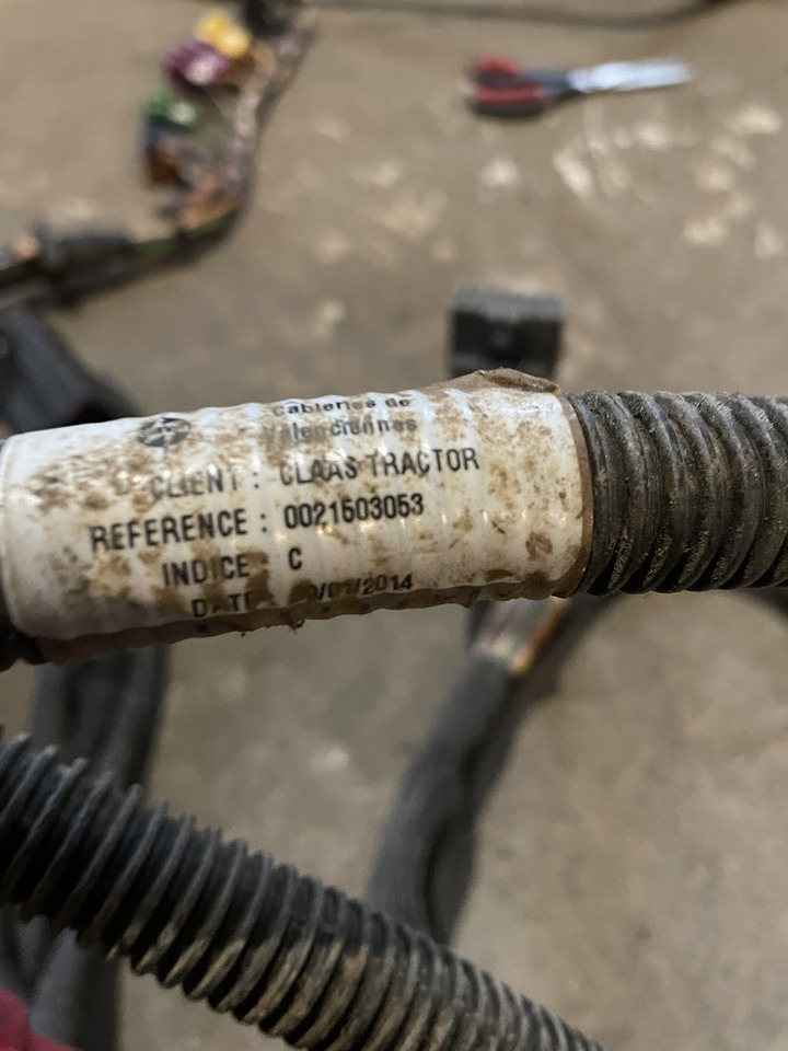 Claas Arion 550-520 650-620 - kabel wiązka elektryczna 0021503053 - Kabel/ Ledning for Traktor: billede 2 Claas Arion 550-520 650-620 - kabel wiązka elektryczna 0021503053 - Kabel/ Ledning for Traktor: billede 2