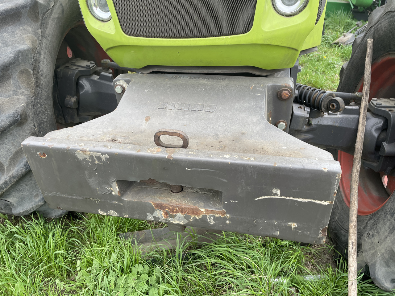 Claas Axion 810-850 - mocowanie obciążników obciążnik 560kg 0011094731 - Vægtklods: billede 1 Claas Axion 810-850 - mocowanie obciążników obciążnik 560kg 0011094731 - Vægtklods: billede 1