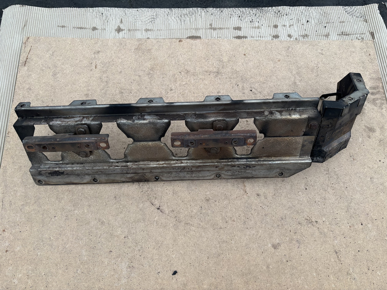 Claas Lexion 780 Izolacja Silnika Pokrywa Maska Obudowa Tylna 00 0781 205 0 0007812050 - Hætte for Mejetærsker: billede 1 Claas Lexion 780 Izolacja Silnika Pokrywa Maska Obudowa Tylna 00 0781 205 0 0007812050 - Hætte for Mejetærsker: billede 1