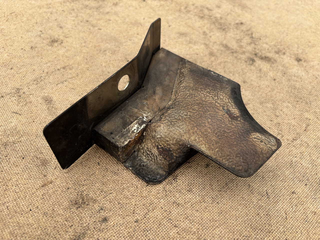 Claas Lexion 780 Obudowa Osłona Maska 00 0781 224 0 00 7812240 - Hætte for Mejetærsker: billede 1 Claas Lexion 780 Obudowa Osłona Maska 00 0781 224 0 00 7812240 - Hætte for Mejetærsker: billede 1