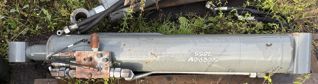 Claas Scorpion 7055 Siłownik Podnoszenia 0013048390 00 1304 839 0 - Hydraulisk cylinder for Teleskop truck: billede 1 Claas Scorpion 7055 Siłownik Podnoszenia 0013048390 00 1304 839 0 - Hydraulisk cylinder for Teleskop truck: billede 1