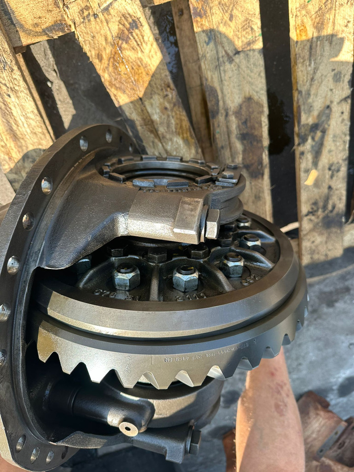 Claas Xerion 3800 - Dyferencjał | Wkład Mostu | Środek Mostu - Differentialtandhjul for Landbrugsmaskine: billede 3 Claas Xerion 3800 - Dyferencjał | Wkład Mostu | Środek Mostu - Differentialtandhjul for Landbrugsmaskine: billede 3