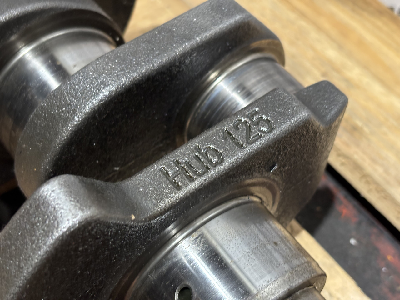 Deutz 04287163R TD 2011 L04 TD2011L04 Wał Korbowy - Krumtap for Landbrugsmaskine: billede 3 Deutz 04287163R TD 2011 L04 TD2011L04 Wał Korbowy - Krumtap for Landbrugsmaskine: billede 3