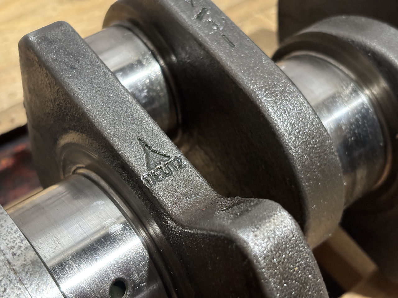 Deutz 04287163R TD 2011 L04 TD2011L04 Wał Korbowy - Krumtap for Landbrugsmaskine: billede 5 Deutz 04287163R TD 2011 L04 TD2011L04 Wał Korbowy - Krumtap for Landbrugsmaskine: billede 5