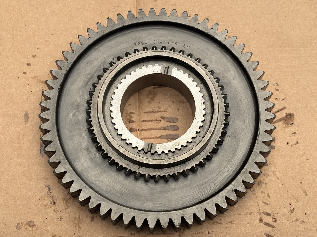 Deutz Fahr Agrotron 230 260 Skrzynia Biegów Tryb Zębatka CZĘŚCI 2094314019 - Gearkasse for Landbrugsmaskine: billede 1 Deutz Fahr Agrotron 230 260 Skrzynia Biegów Tryb Zębatka CZĘŚCI 2094314019 - Gearkasse for Landbrugsmaskine: billede 1