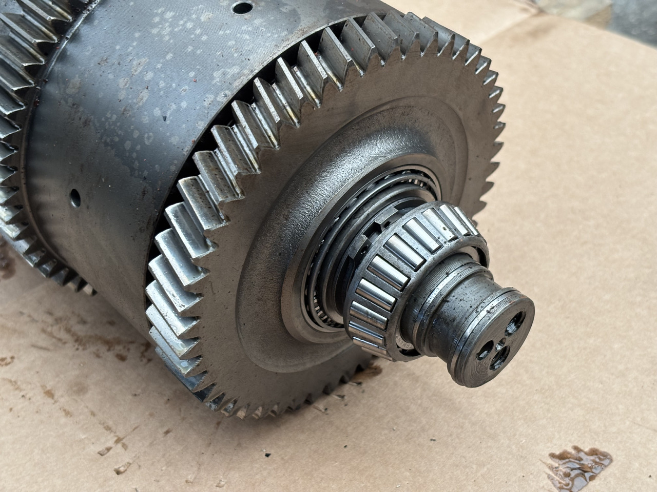 Deutz Fahr Agrotron 230 Skrzynia Biegów Kosz Obudowa Wał Tryb Zębatka Trzpień CZĘŚCI - Gearkasse for Landbrugsmaskine: billede 2 Deutz Fahr Agrotron 230 Skrzynia Biegów Kosz Obudowa Wał Tryb Zębatka Trzpień CZĘŚCI - Gearkasse for Landbrugsmaskine: billede 2