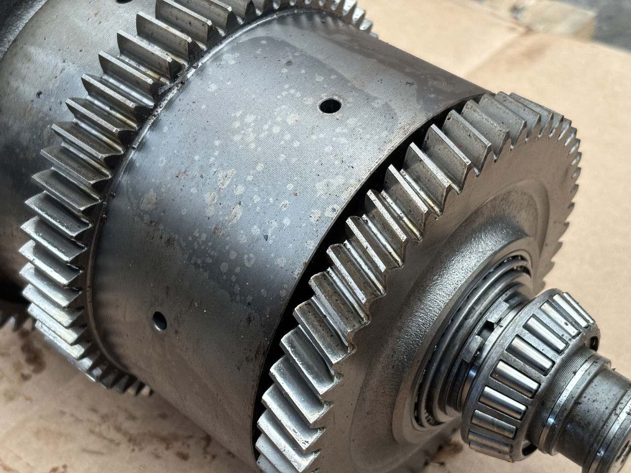 Deutz Fahr Agrotron 230 Skrzynia Biegów Kosz Obudowa Wał Tryb Zębatka Trzpień CZĘŚCI - Gearkasse for Landbrugsmaskine: billede 3 Deutz Fahr Agrotron 230 Skrzynia Biegów Kosz Obudowa Wał Tryb Zębatka Trzpień CZĘŚCI - Gearkasse for Landbrugsmaskine: billede 3