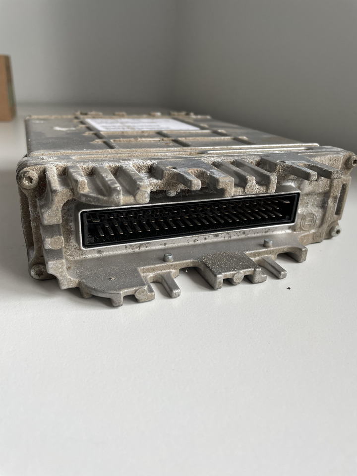 Deutz Fahr Agrotron - sterownik skrzyni biegów 0260001046 - Kontrol blok for Landbrugsmaskine: billede 2 Deutz Fahr Agrotron - sterownik skrzyni biegów 0260001046 - Kontrol blok for Landbrugsmaskine: billede 2