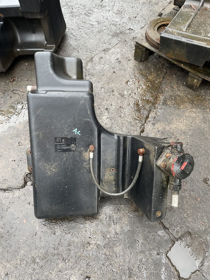 Deutz Fahr Agrotron - zbiornik paliwa 001492284 - Brændstoftank: billede 1 Deutz Fahr Agrotron - zbiornik paliwa 001492284 - Brændstoftank: billede 1