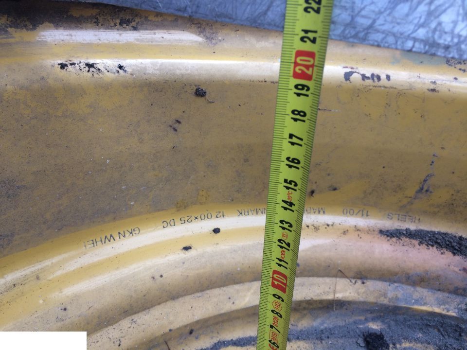 Felgi Cat Caterpillar 12x25 - Fælg for Entreprenørmaskin: billede 3 Felgi Cat Caterpillar 12x25 - Fælg for Entreprenørmaskin: billede 3