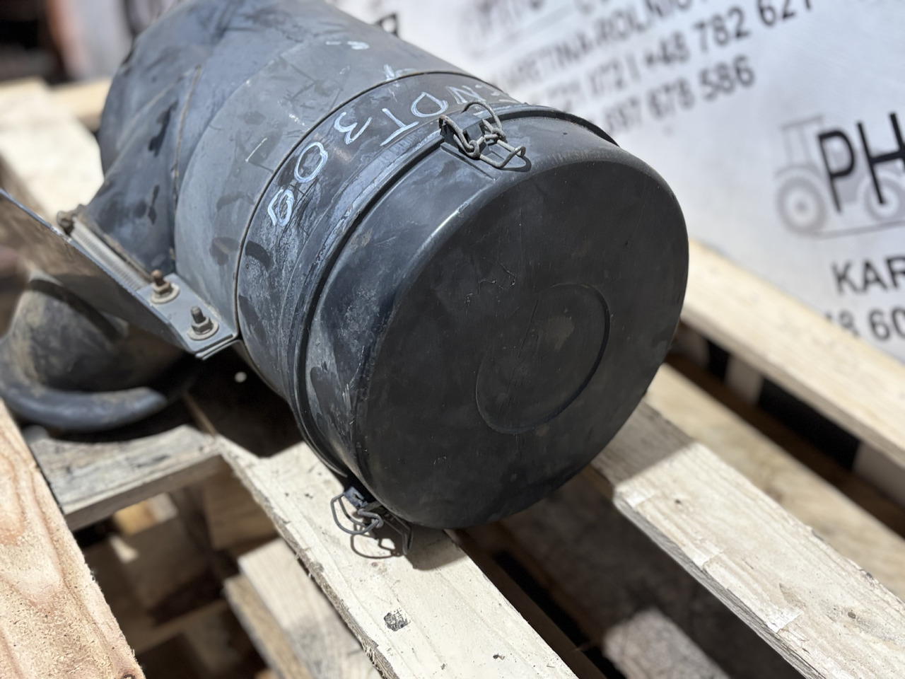 Fendt 309 Obudowa Filtra Powietrza - Luftfilter for Landbrugsmaskine: billede 4 Fendt 309 Obudowa Filtra Powietrza - Luftfilter for Landbrugsmaskine: billede 4